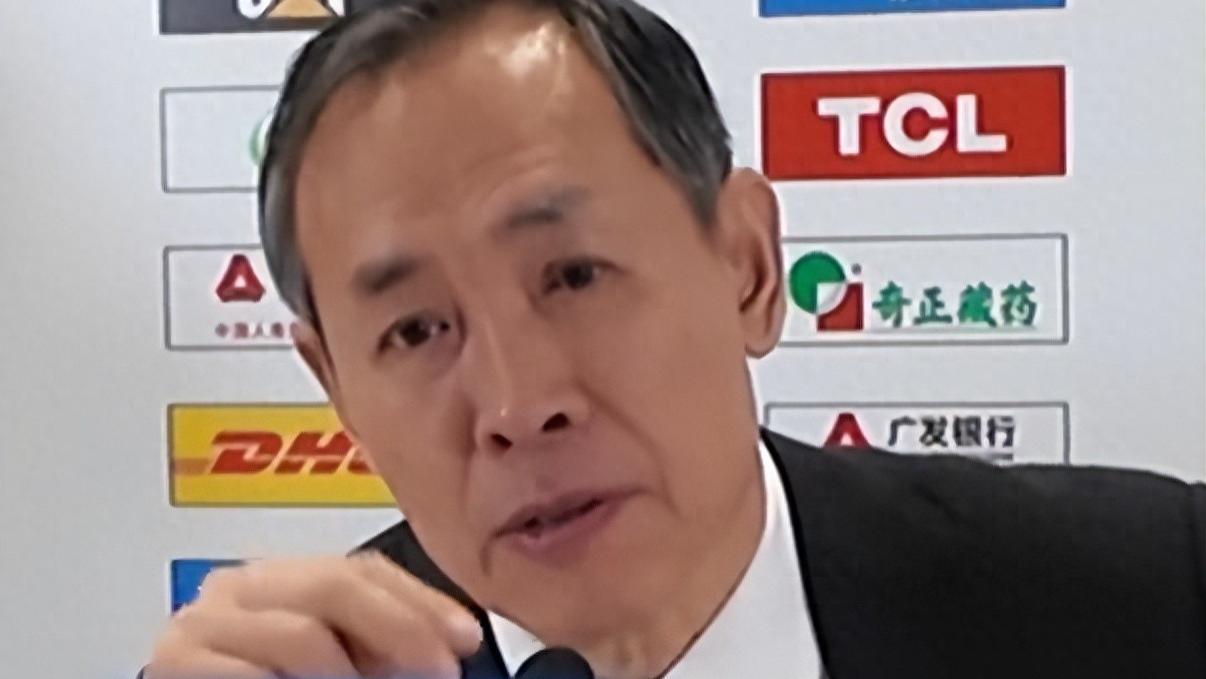 大家错怪许利民了！最后10.1秒不叫暂停反被绝杀，许利民给出解释