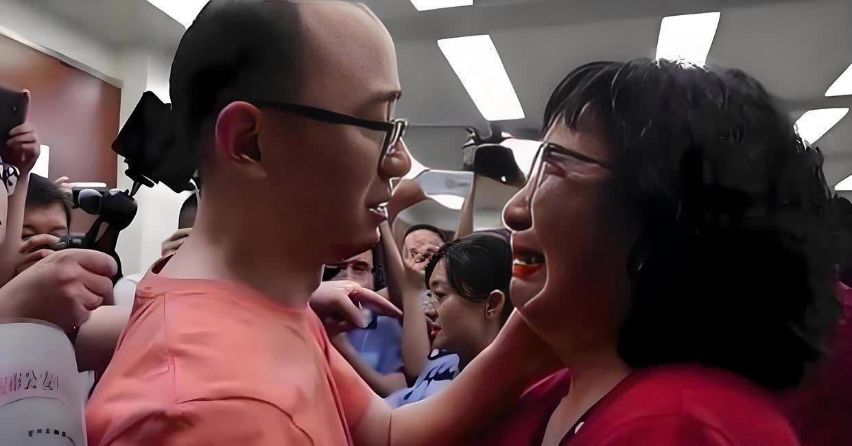 这故事，比电影还离奇！陕西一位母亲李静芝，孩子两分钟在酒店大厅不见了。就这么人间