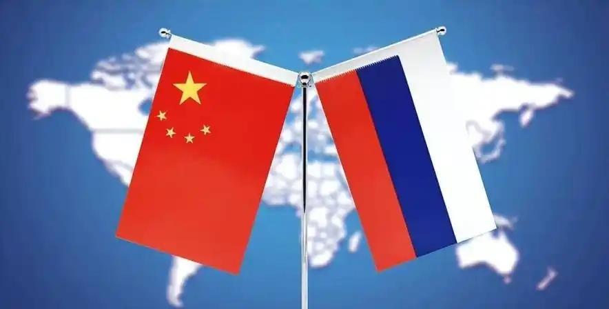 [太阳]说实话，大俄的死穴就是中国！俄罗斯能在西方几千条制裁下扛到现在，就靠我们