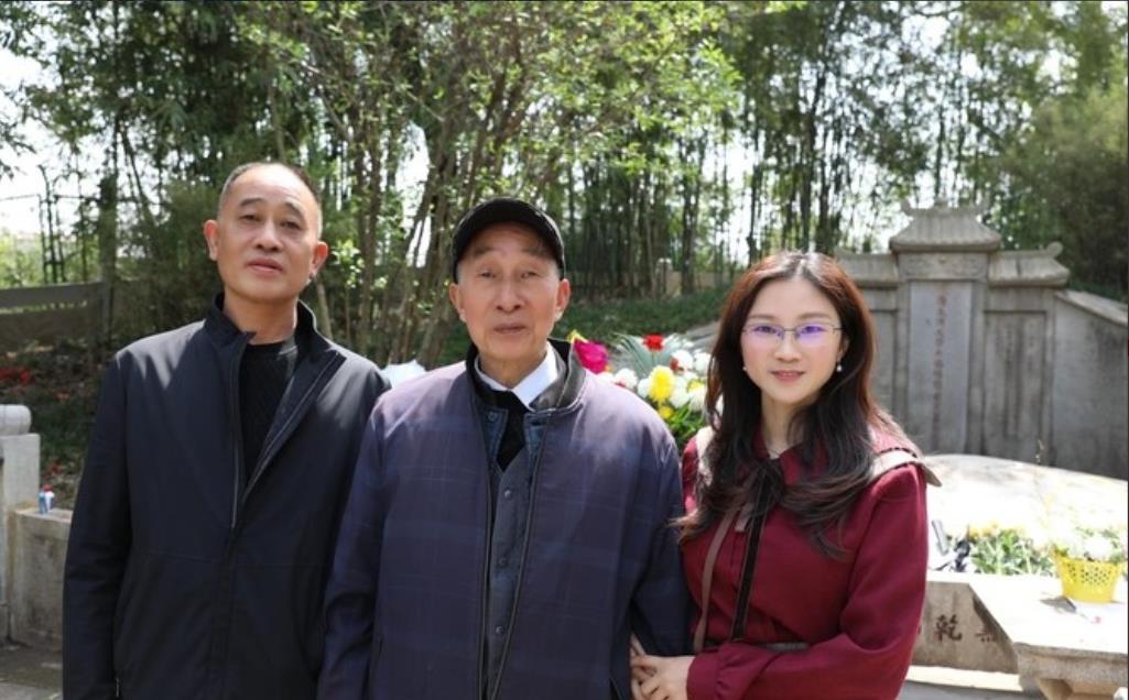 关于左宗棠收复新疆，有一个历史书未曾披露的细节，这个细节却一直被左宗棠墓的守墓人