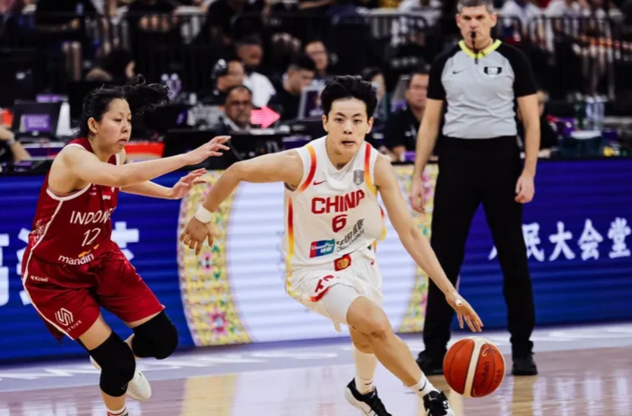 2025女篮亚洲杯落幕，中国女篮拿到第三，有点小遗憾。不过赛后球员们的表态有看点