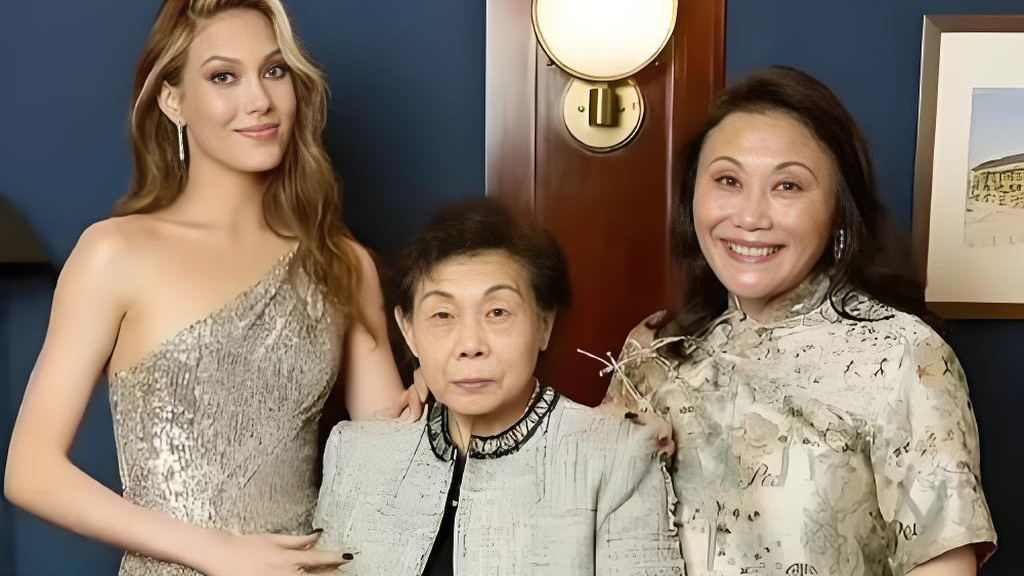 谷爱凌回应夺冠戴金发带比赛留两缕发丝，网友：原来我们都误会她了