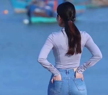 过尽千帆皆不是，余波脉脉水悠悠～