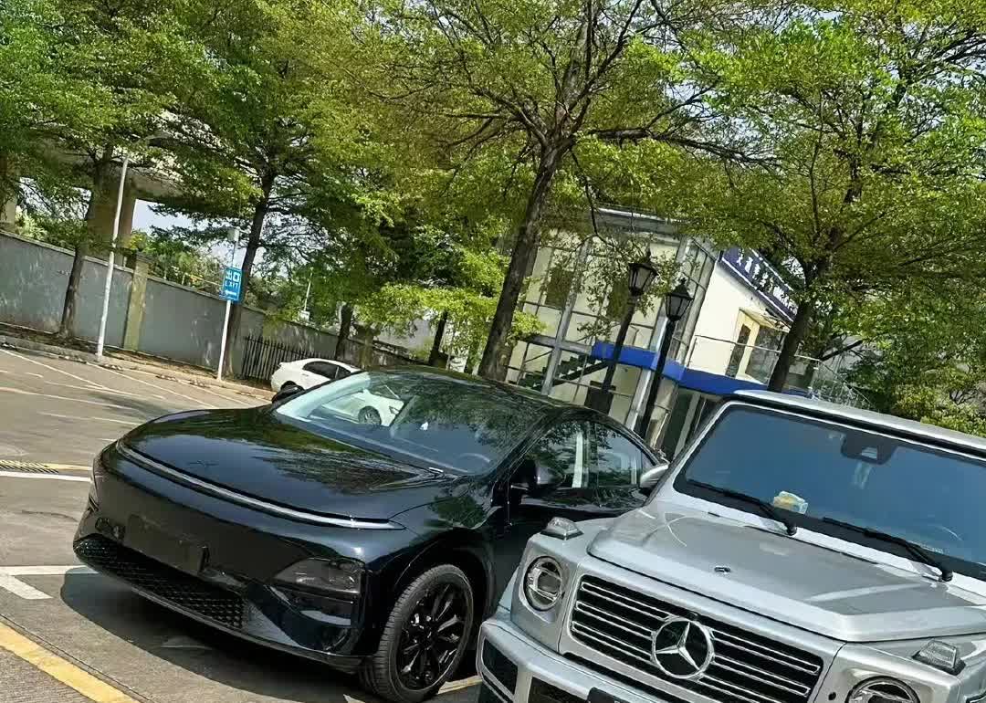 东莞鹏友光速提车，今天验车上牌

选的625km 旗舰版黑武士

根据一
