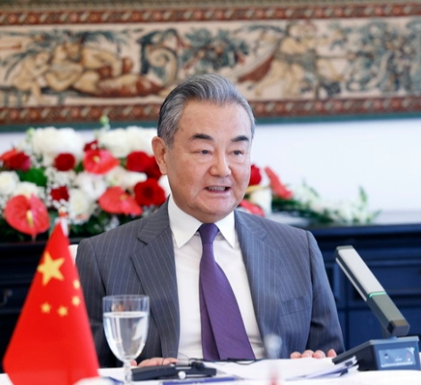 欧盟27国代表齐聚北京，王毅赶在访欧之前，直接把话挑明
6月25日，我国外长王毅