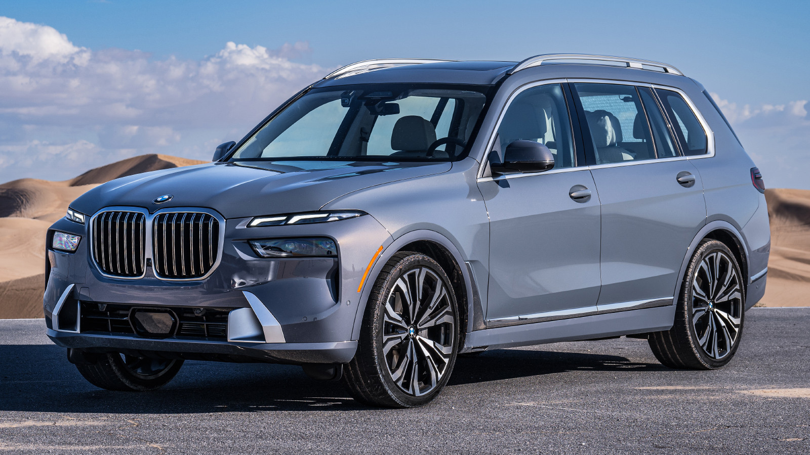 新款 BMW 宝马 X7 首图曝光