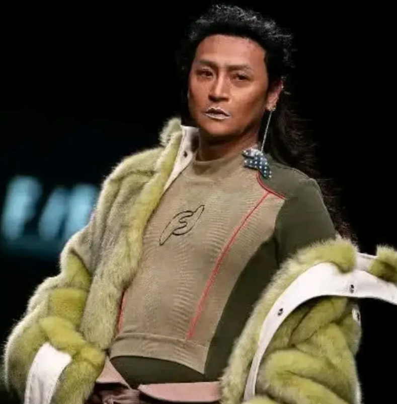 吴镇宇点评陈志朋，我都哭了

对于陈志朋的印象，很多人都停留在奇装异服，我也不例