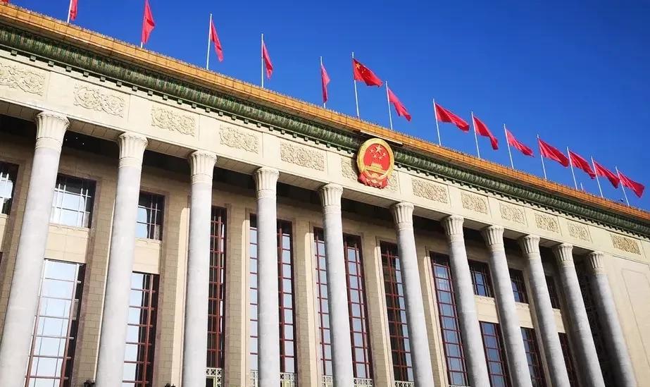 中国敢于对抗美国的底气，来自于手中拥有的三张王牌：一是最全工业体系和最强大的生产
