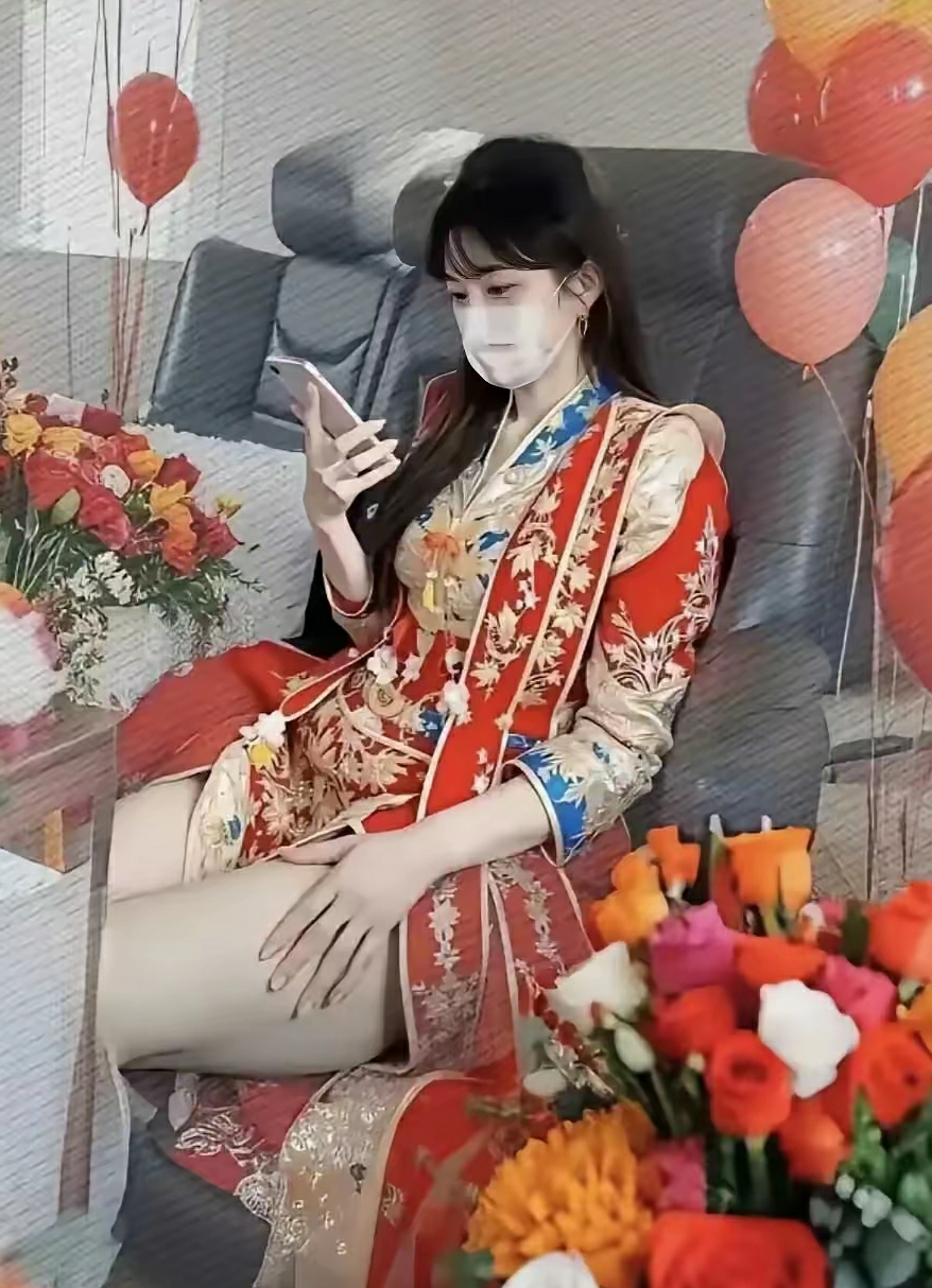 中式婚礼服就是漂亮