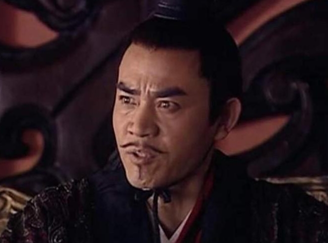 汉武帝的乳母因罪全家被流放到边疆，临行前她来向武帝辞行。行完礼就默默往外走，未曾