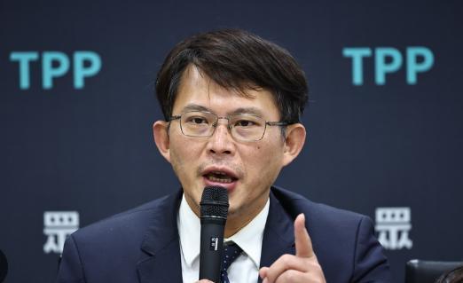 民众党提立院延会  黄国昌呛民进党：急着去搞罢免？
立院会期每年2次，自行集会，