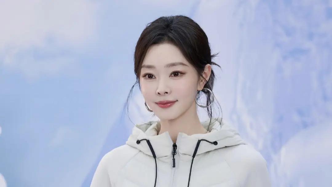 宋轶看秀生图引全网热议，网友直呼“人间雪花酪”