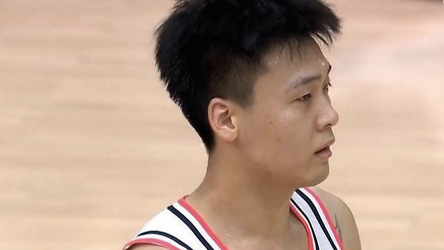 赵睿13分广东战胜浙江，李炎哲补上广东冲冠的最后短板