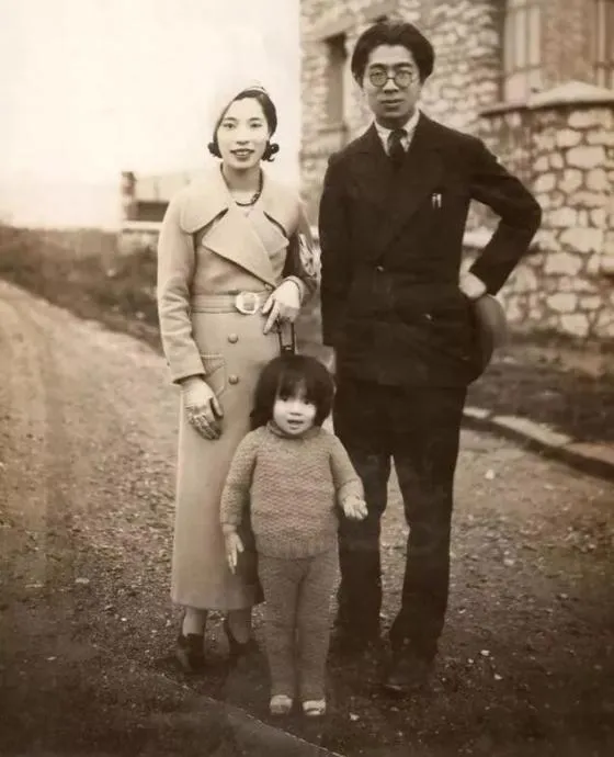 1945年，陈芝秀抛下年幼子女和丈夫常书鸿，跟下属私奔。没想到19年后，她衣衫褴
