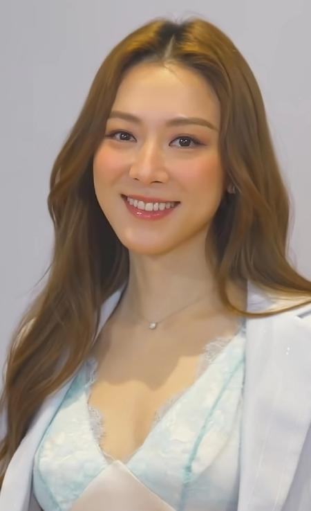 TVB最有前途女星王敏奕，她看上去好舒服的感觉，有福气的女人，基因挺好的，不生小