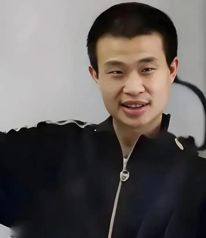 放过韦东奕吧
他只是一个普通人
不要把他神化了，也别再去打扰他的生活
这些人真的