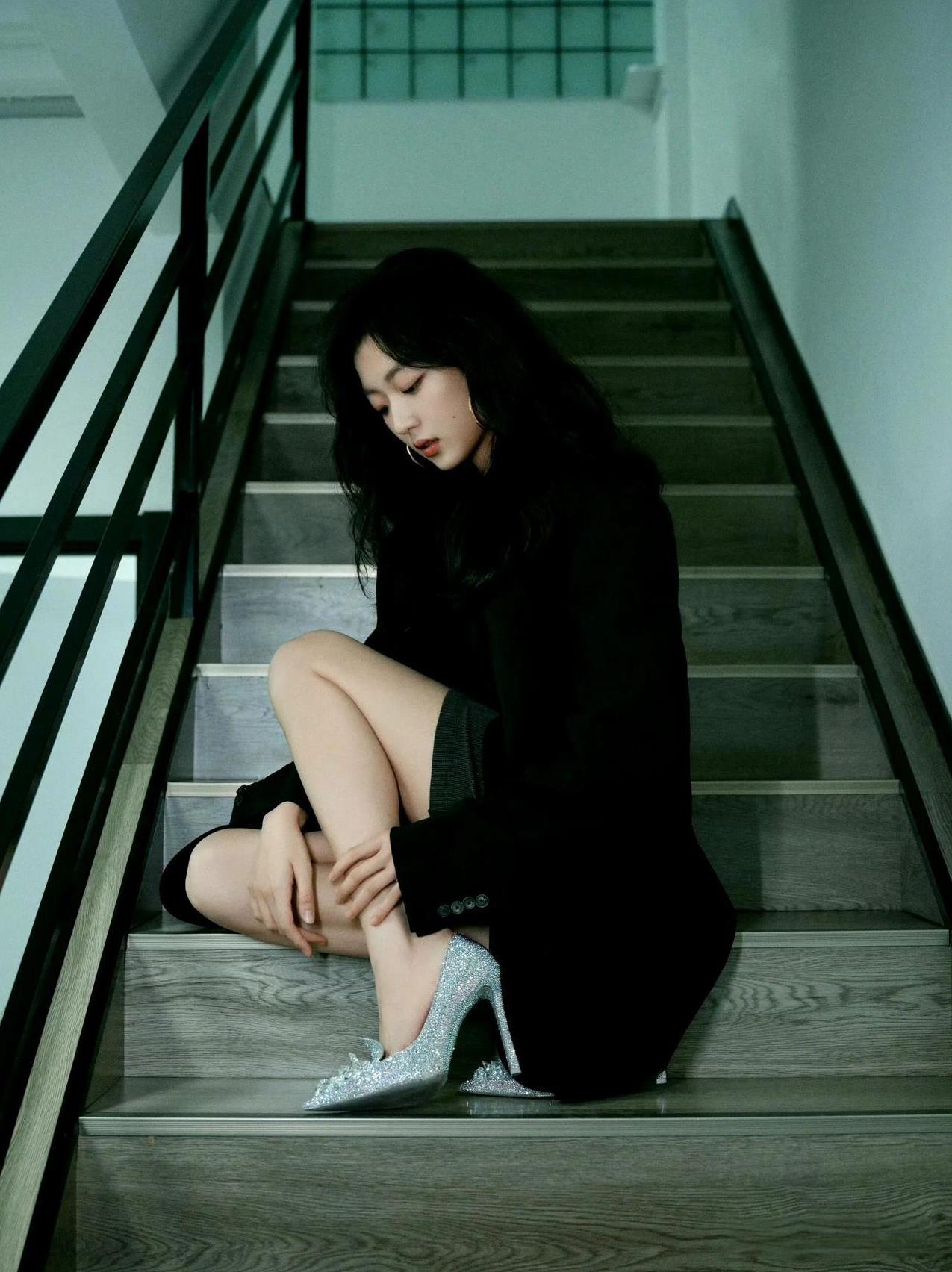 我嘞个豆啊孙千[心]
这个腿，真的绝了[赞]
别人的腿是腿，我的腿是安了蹄子的萝