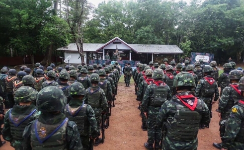 求和，柬埔寨官宣了
这一天终于到来，柬埔寨看到希望了！在当地时间27日，柬埔寨首