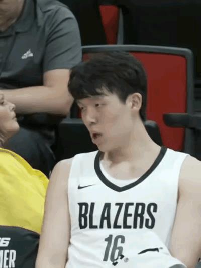 致命的稳妥点，杨瀚森必须马上克服这个问题，如果不克服，主教练会对他失去耐心的！