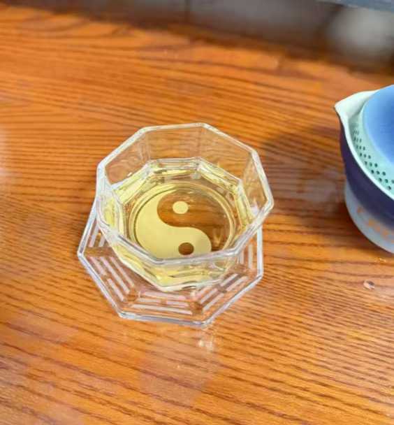 两个人沟通，发心要有共识才能达成有效沟通，比如，你的发心是通过沟通互相看到，解决