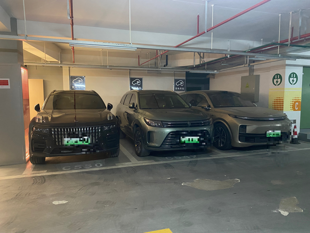 09emp远航版起步偶尔强烈顿挫感
不是经常发生，到目前1万3千公里就碰到过两次