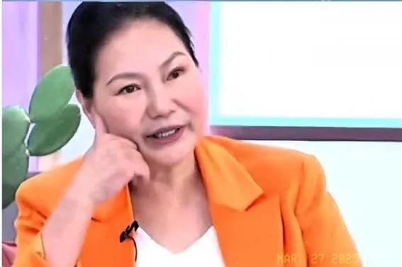汪小菲和马筱梅计划五月在北京办婚礼，孩子们都会参加。婚纱照拍好了，场地也订好了。