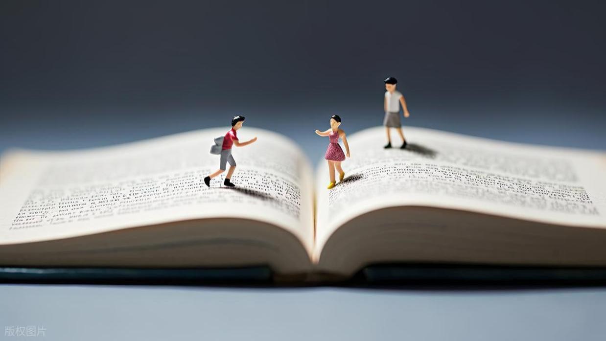 世界十大最成功作家：有人卖书4亿册，有人靠71部小说霸榜全球！