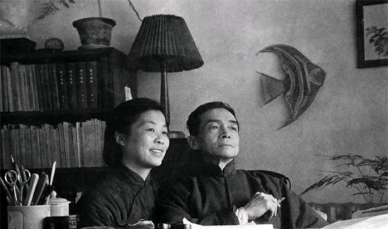 麻烦各位读者点一下右上角的“关注”，留下您的精彩评论与大家一同探讨，感谢您的强烈