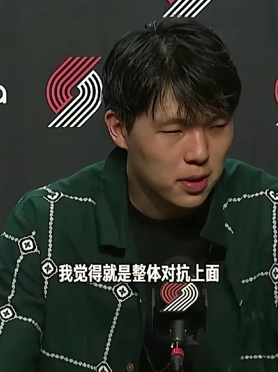 正视不足！杨瀚森首场季前赛赛后说了什么？
杨瀚森迎来了NBA首场季前赛的比赛，这