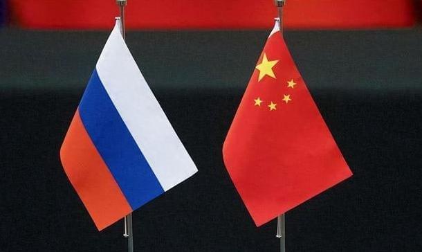 “要是中国继续保持这种态度，俄罗斯或许就得重新考虑方向了。”不久前一位俄罗斯战略