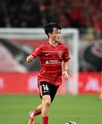 国足归化“看客”杨明洋进球了，打进成都蓉城队史亚冠首球！
       2026