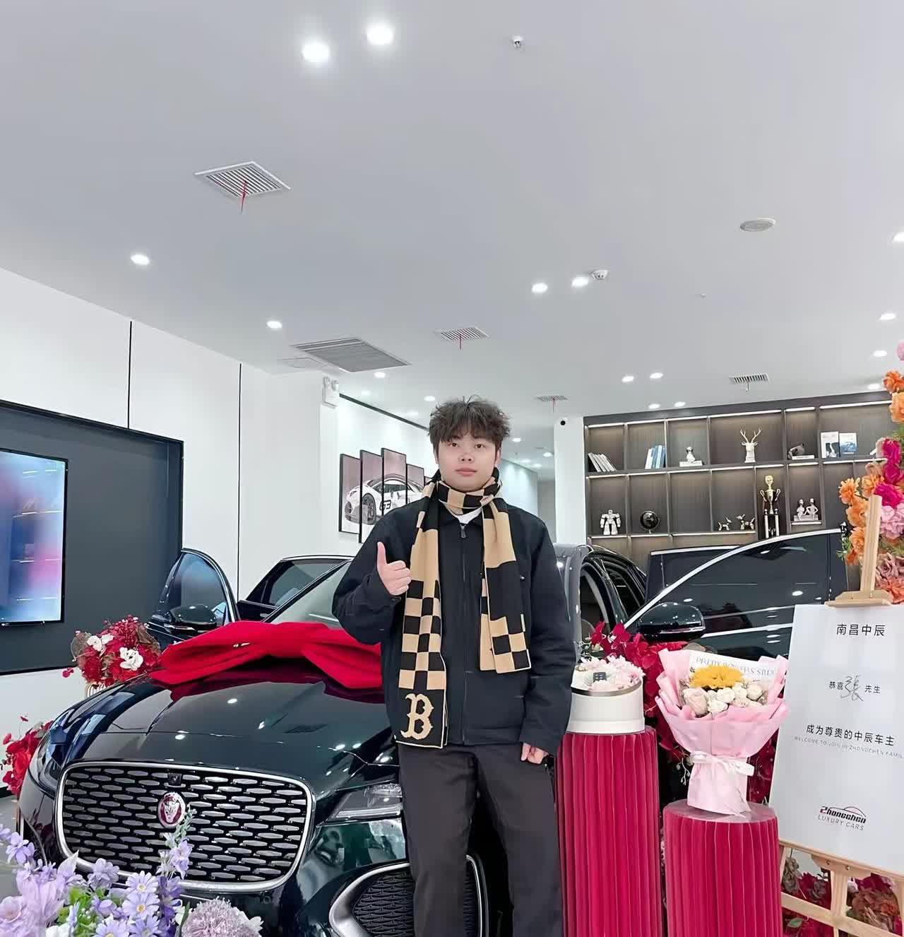 下一个倒闭的会不会是捷豹😂以前也算是豪车，现在xel全款只要花17万多，xfl