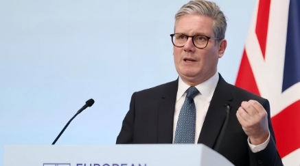 英国首相基尔•斯塔默宣布向乌克兰派出地面部队和空中打击力量，日本也宣布向乌克兰派