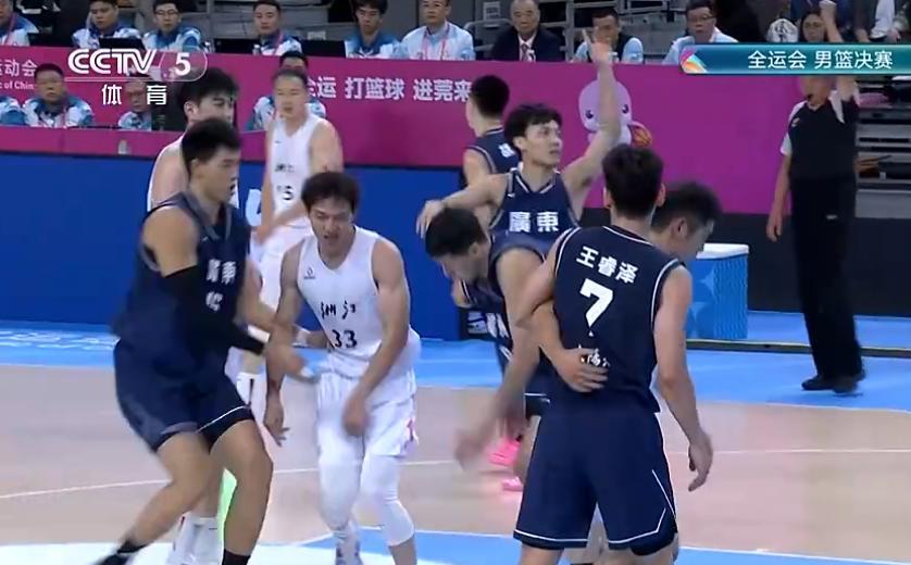 广东男篮成功夺金，没和四川交手略显遗憾！北京时间2025年11月12日，第15届