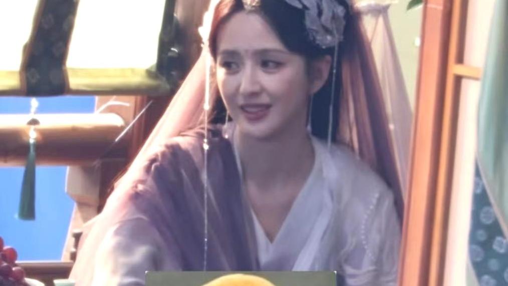 好家伙！佟丽娅古装扮相曝光，是对内娱普女的最强反击