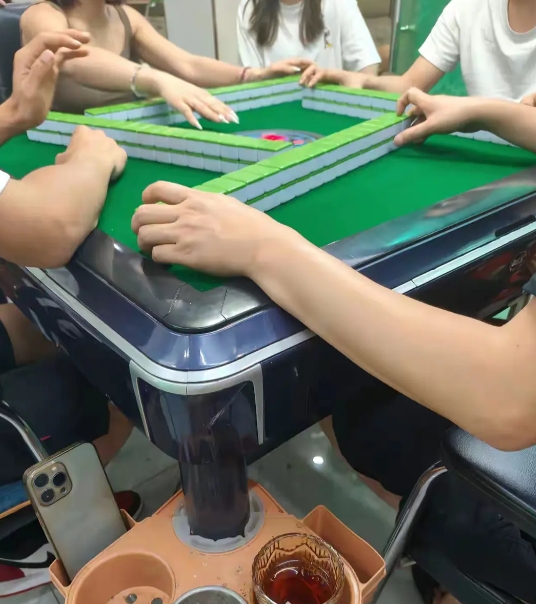 原来努力搬砖的人在这里！