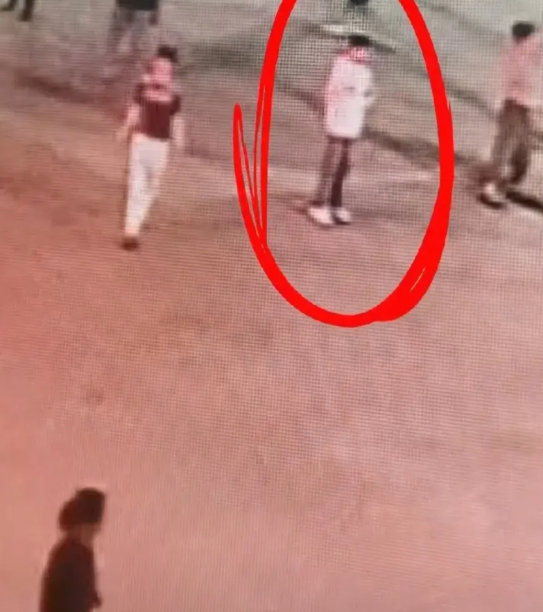 寻人！湖北17岁女孩广场跳操时失踪，一个多月了仍没有消息，警方以“拐卖儿童”立案