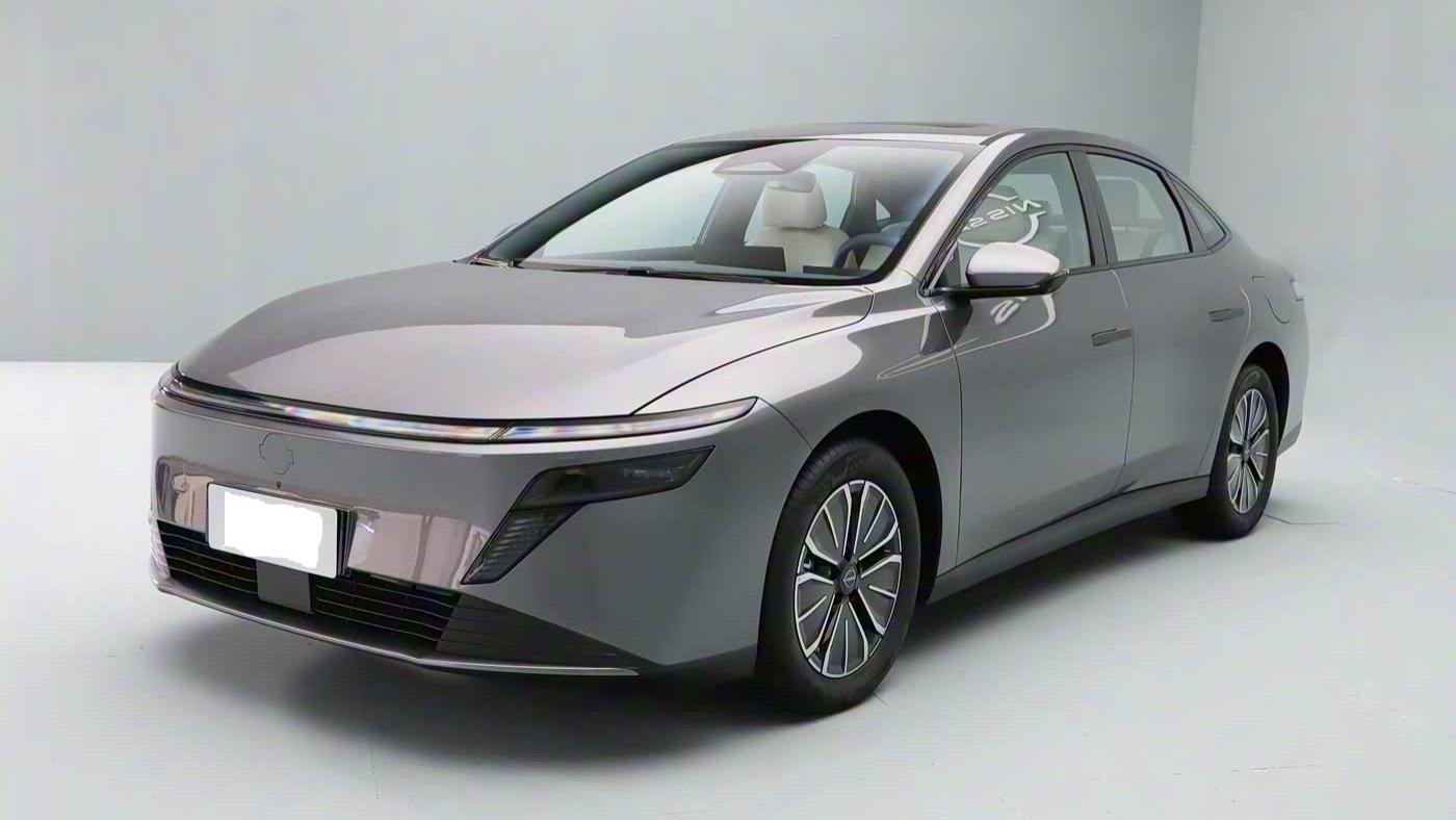 日产插混中型车开启预售！轿跑运动外观，配四轮独悬，续航180Km