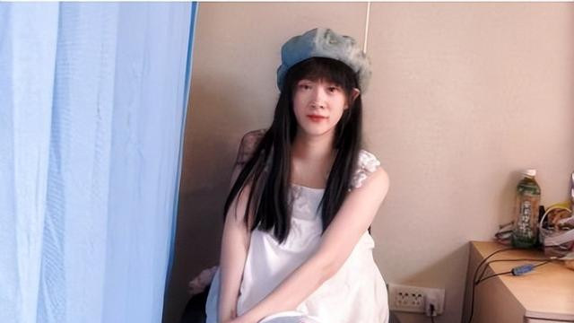 残疾女网红博同情被骂惨，黑历史被扒，疑似飙车出事，网友炸锅