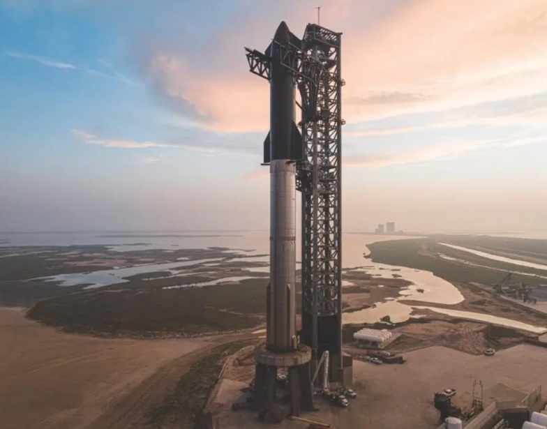 据马斯克提供的数据，Space X在2025年的总收入约为150亿美元，其中美国