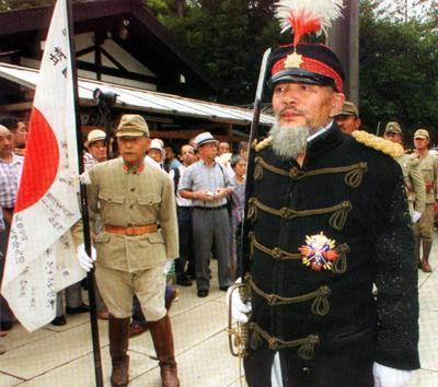 [太阳]对付日本军国主义，这回我们换打法了，过去苦口婆心跟它讲道理，让它反思、道