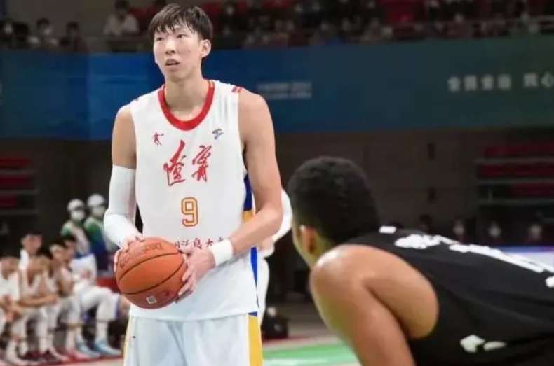 周琦之前一直在全运会代表辽宁出战，并且辽宁也是他踏进职业生涯的初始点，是他梦开始