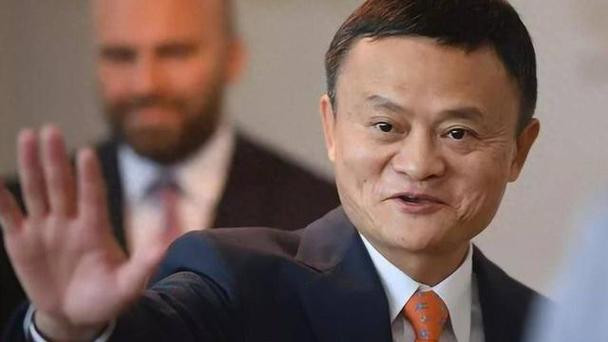 海南一女子花呗欠9900逾期89天，最低还款也救不了，网友：自己作