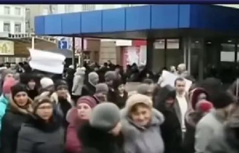 乌克兰人一直认为他们所做的一切不希望俄化，希望欧化。乌克兰人民有脑子的话就不是今