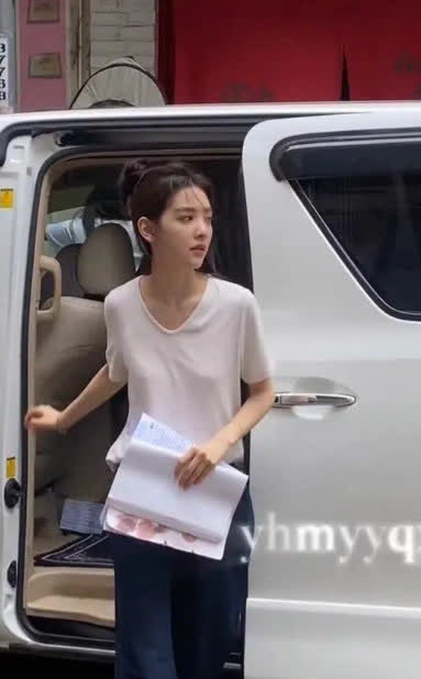 看来，娱乐圈的 “瘦” 文化真的需要好好权衡利弊