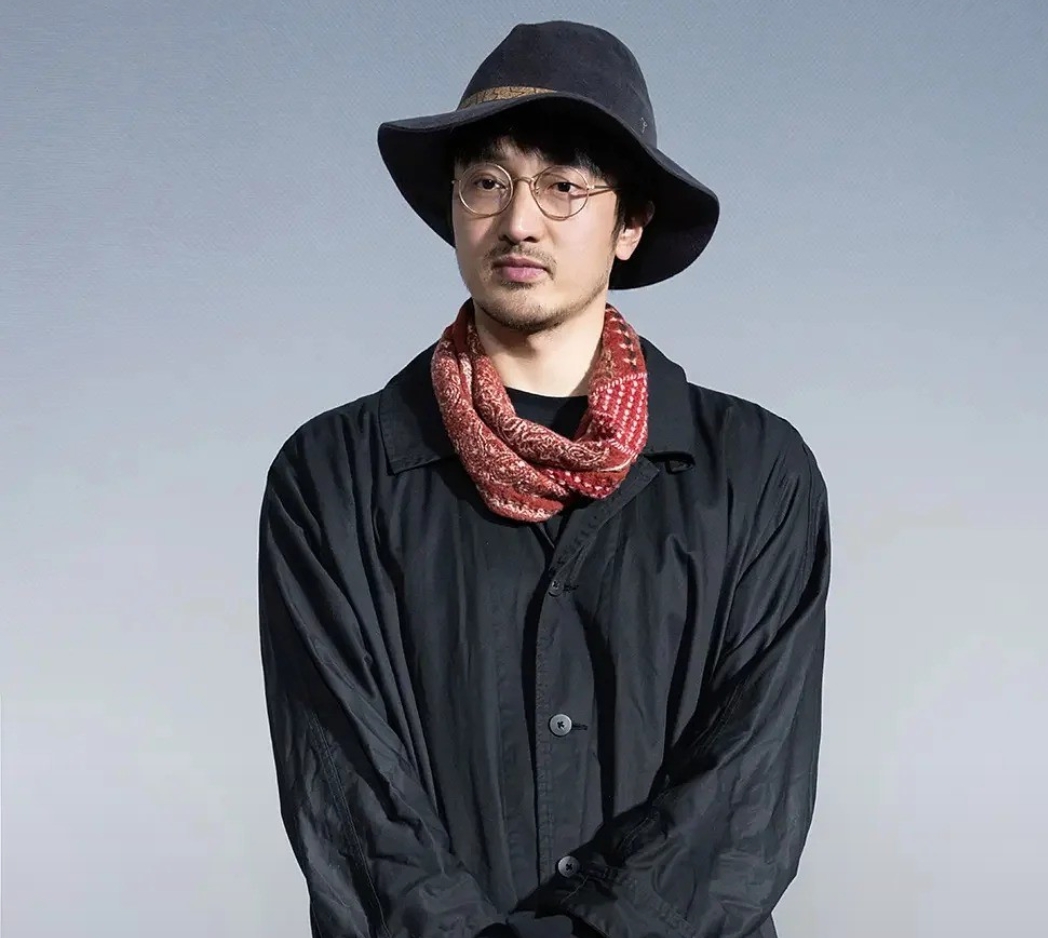 王传君生病后近照变化大，面部浮肿肚子胖成球，疑似因吃药受影响