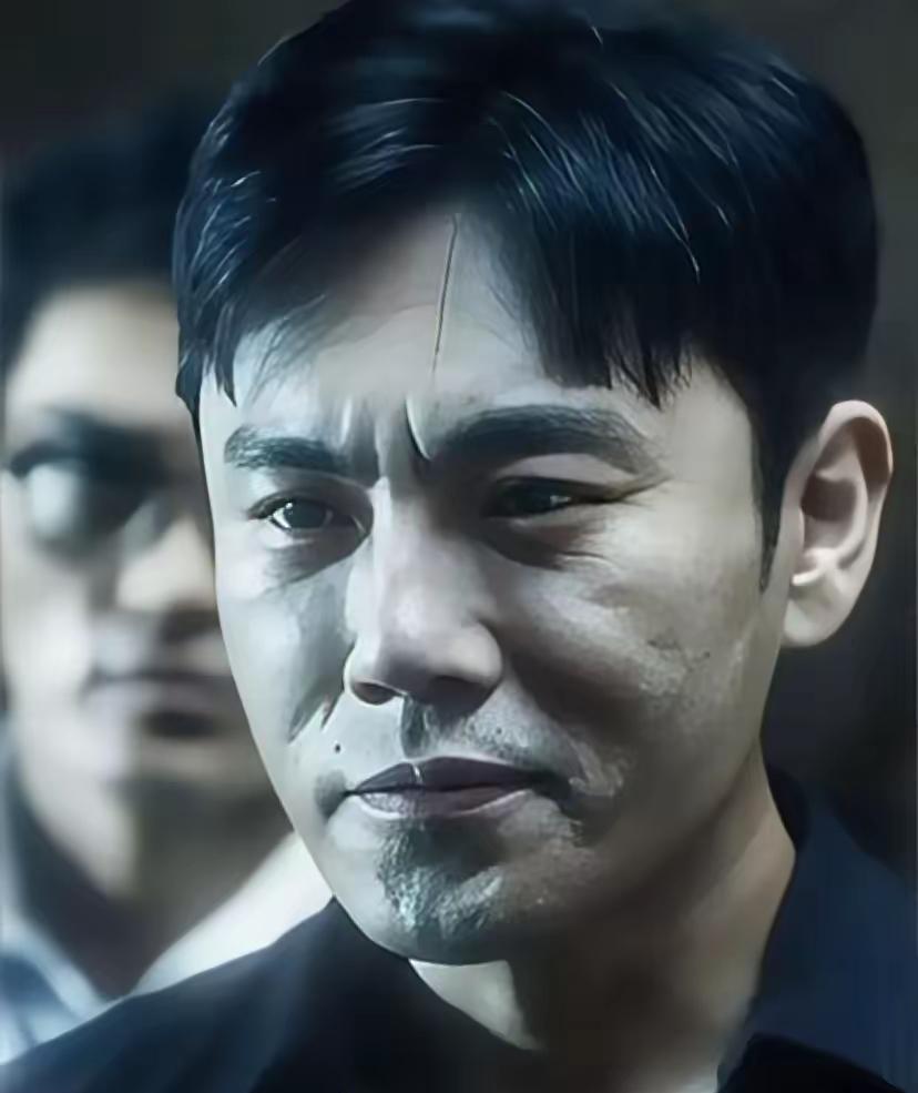 发现了一个玄学，只要是秦昊演的电视剧，不管他演的是正派还是反派，他都是观众讨论得