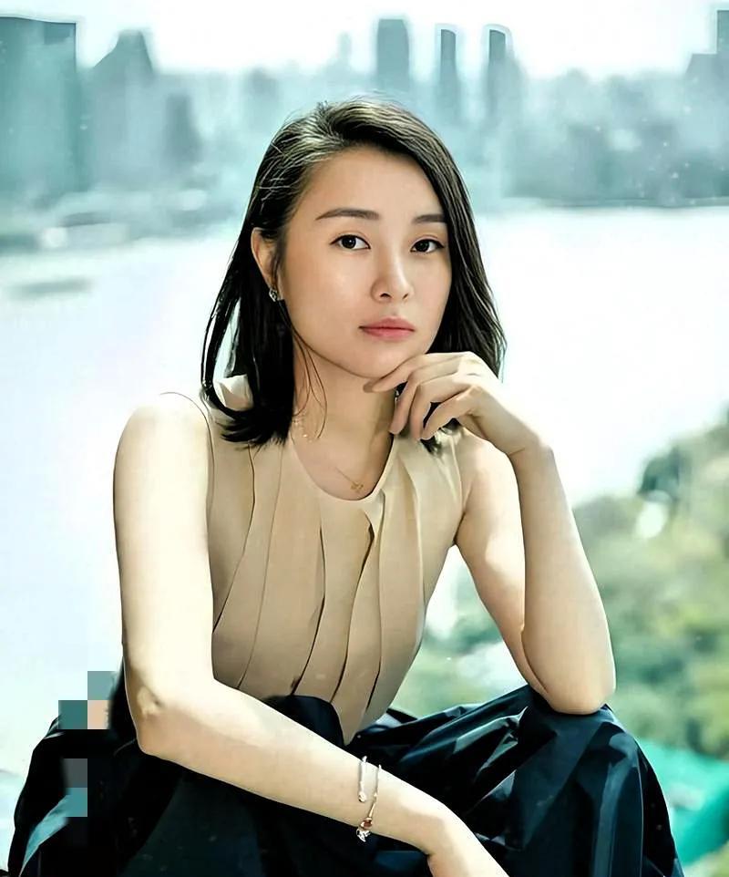 万万没想到啊！当年和陈建斌爱得死去活来的吴越，分手后竟然一直单身到现在！这事儿，