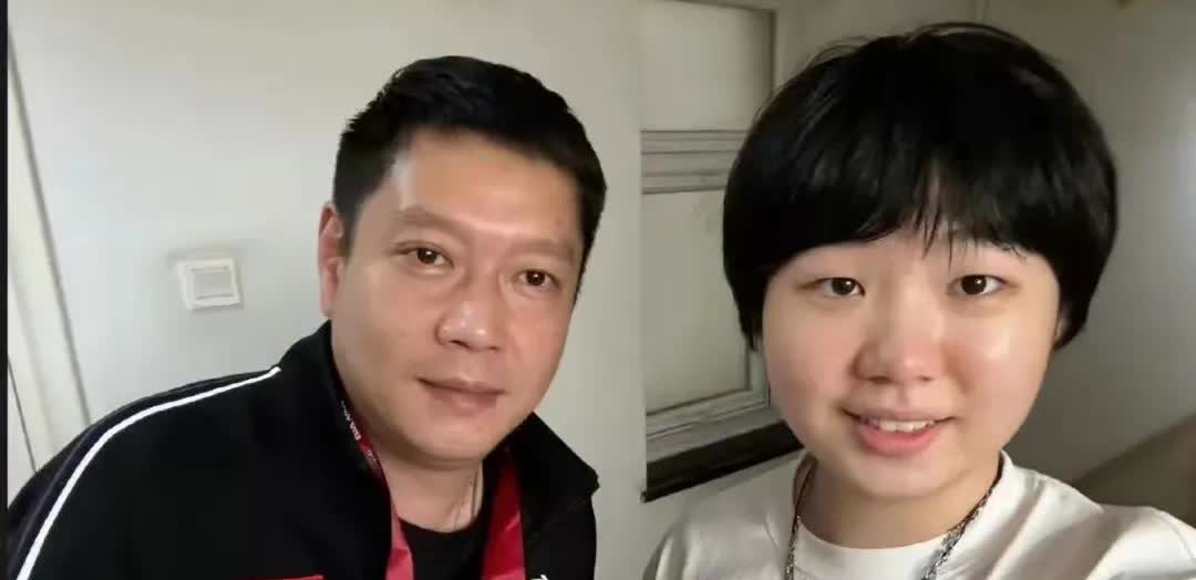 孙颖莎没夺冠，邱贻可被网暴到沉默

他家人连外卖都不敢点，怕地址泄露

