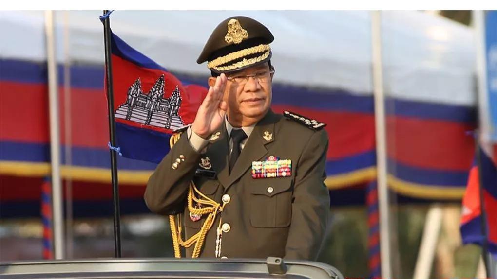 将星云集：柬埔寨10万军队配3000将军，每位将军只能分到一个排